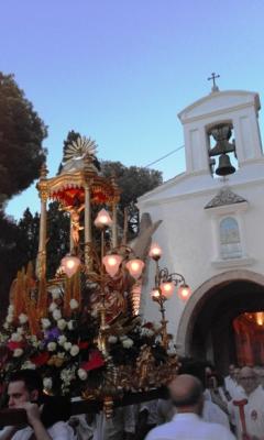 HUI DIJOUS 27 DE JULIOL COMENCEN LES FESTES PATRONALS DE GATA: baixada del Crist i assaig del festival